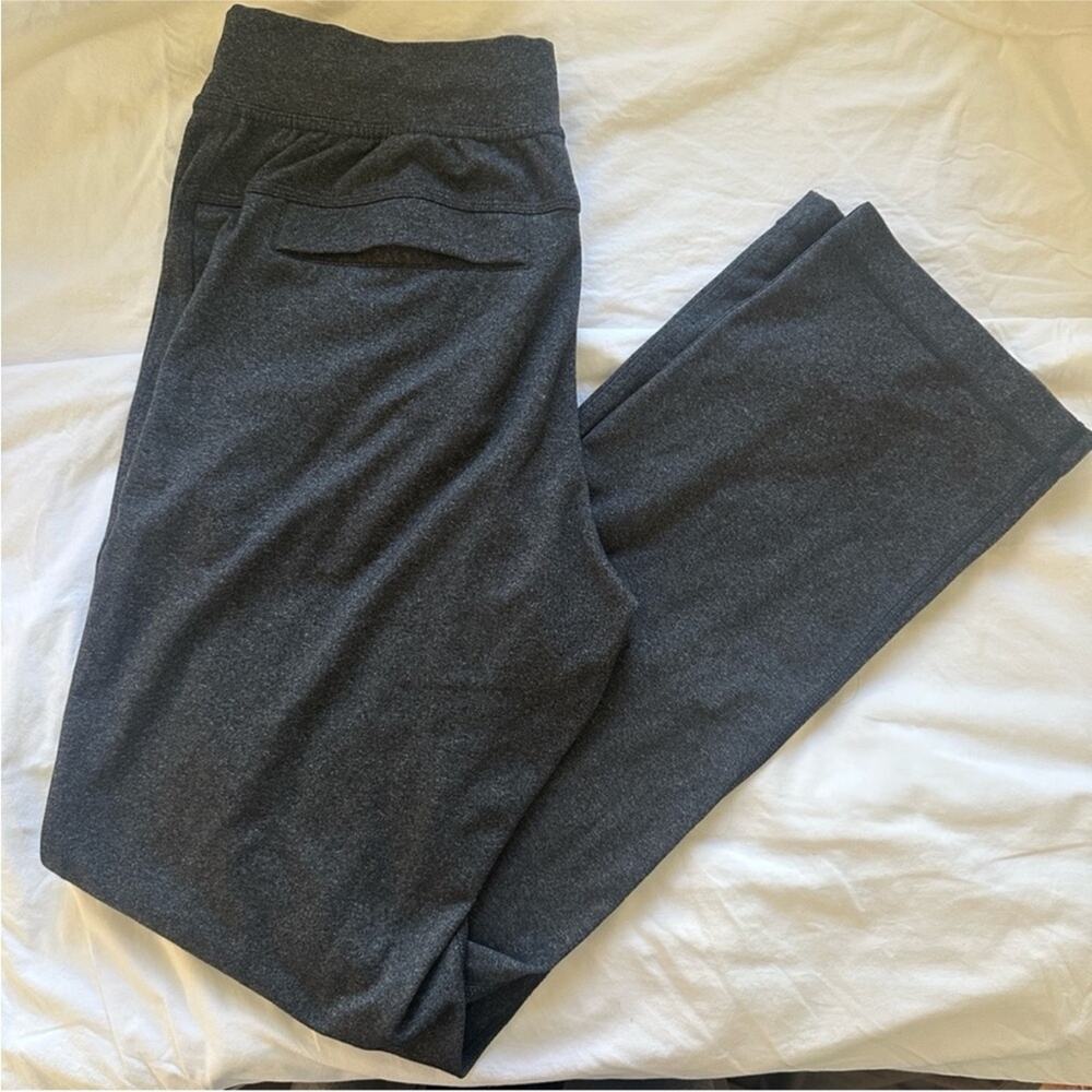 Lululemon Men's Discipline Sweatpants Grey Zip
Pocket Size L - EUC